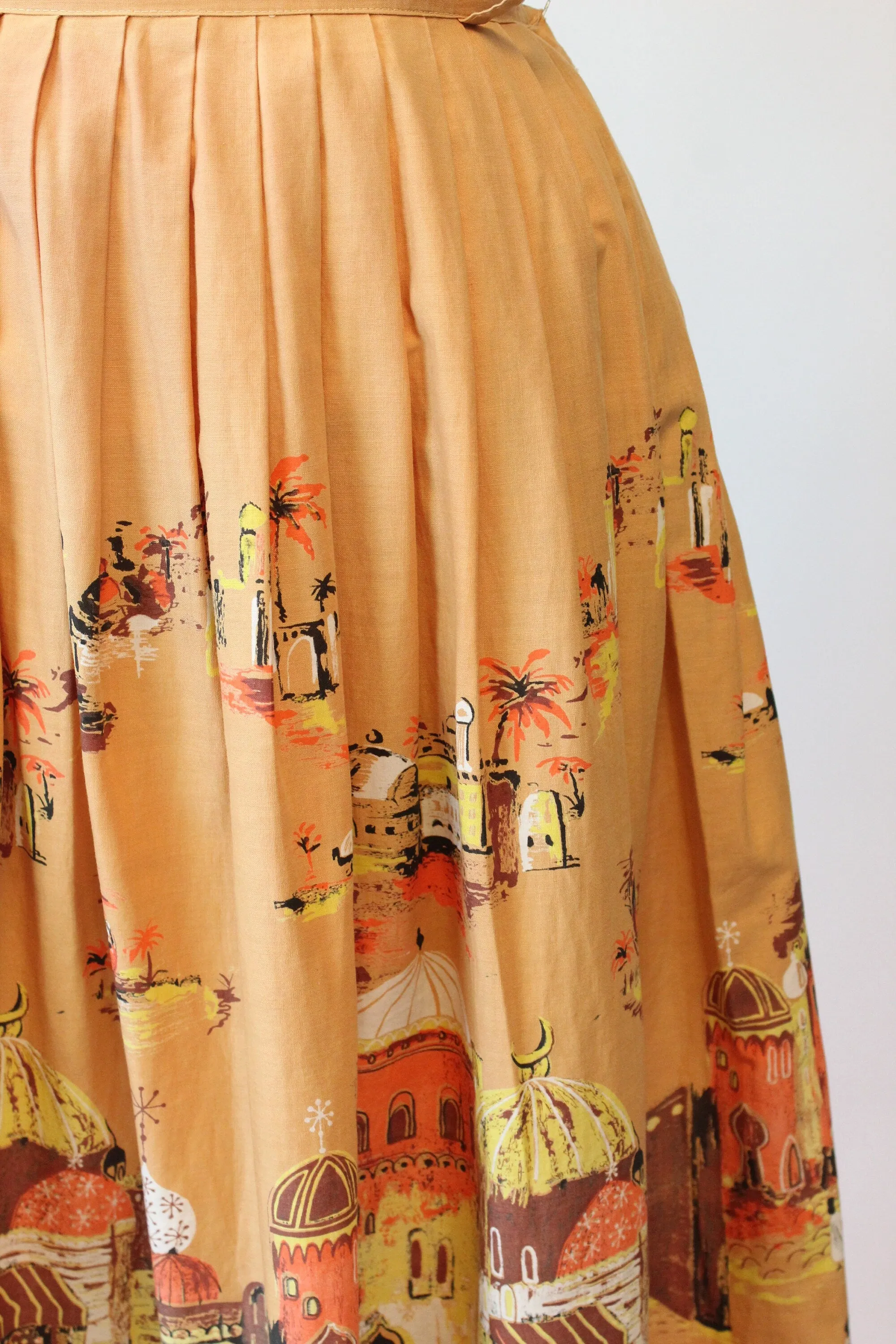1950s millworth CASBAH novelty print skirt xs | new spring summer