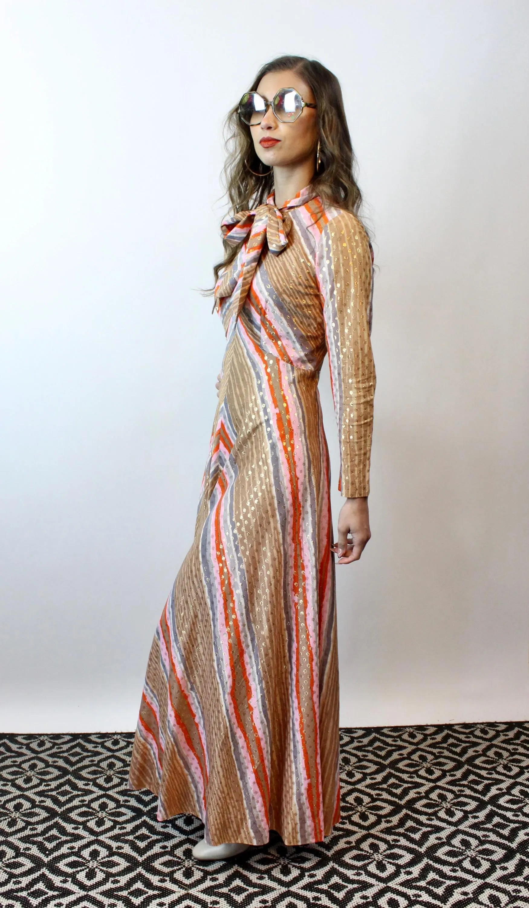 1960s GOLD BOW maxi dress xs | new fall winter