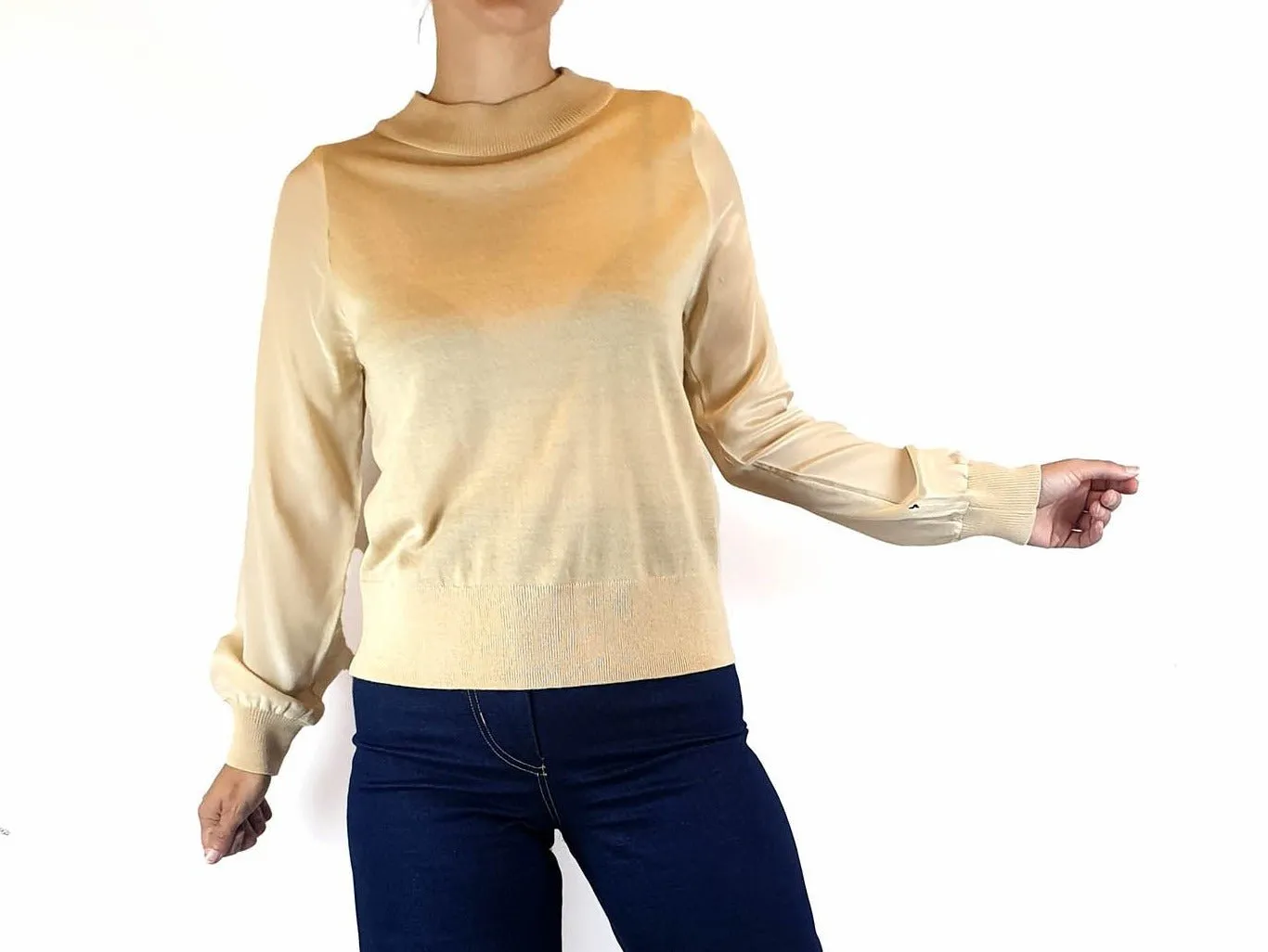 Alpha 60 light beige wool mix knit with 100% silk sleeves size XS, best fits size 8