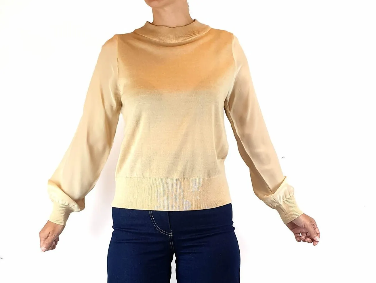 Alpha 60 light beige wool mix knit with 100% silk sleeves size XS, best fits size 8