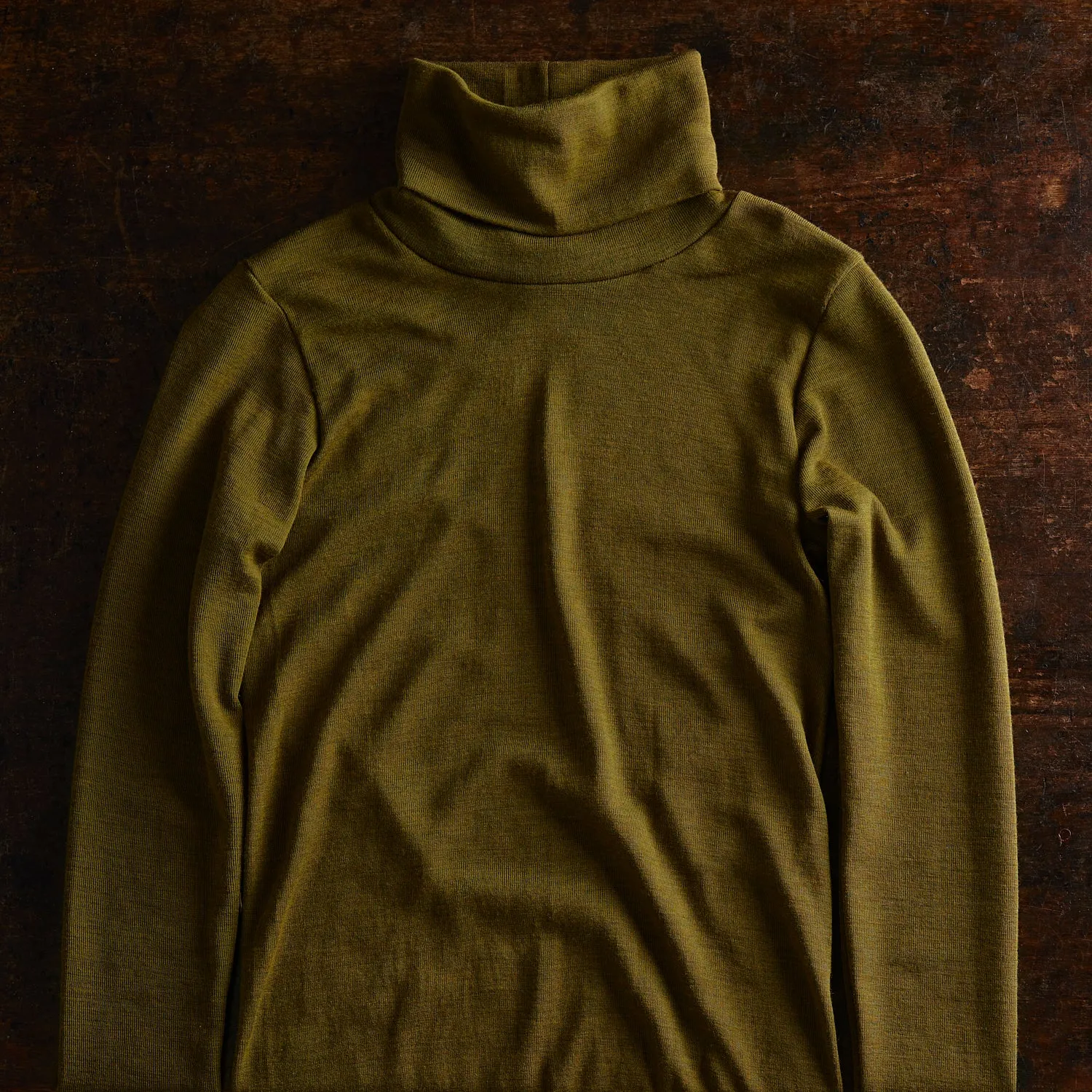 Auk Womens Top - Merino Wool & Silk - Seaweed