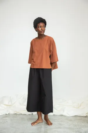 Evora-Jane Organic Cotton Trouser in Black