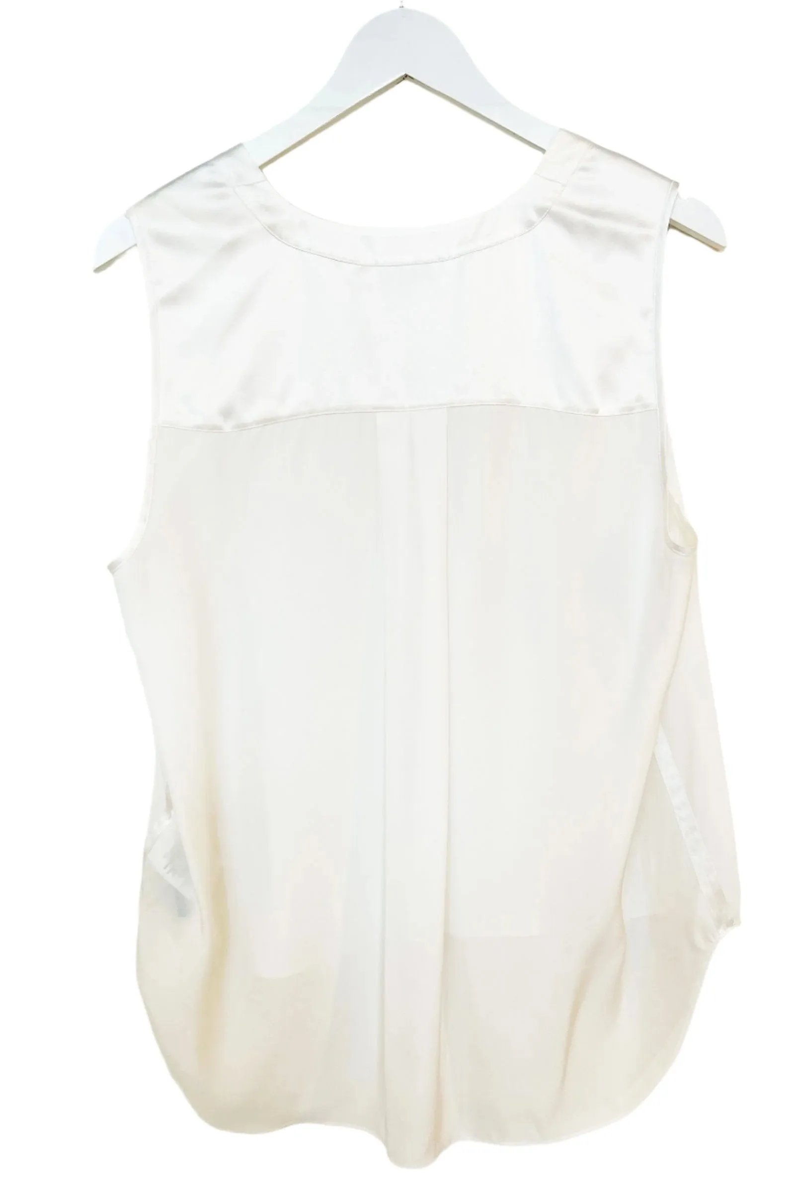 Go Silk Go Seashell Top in White
