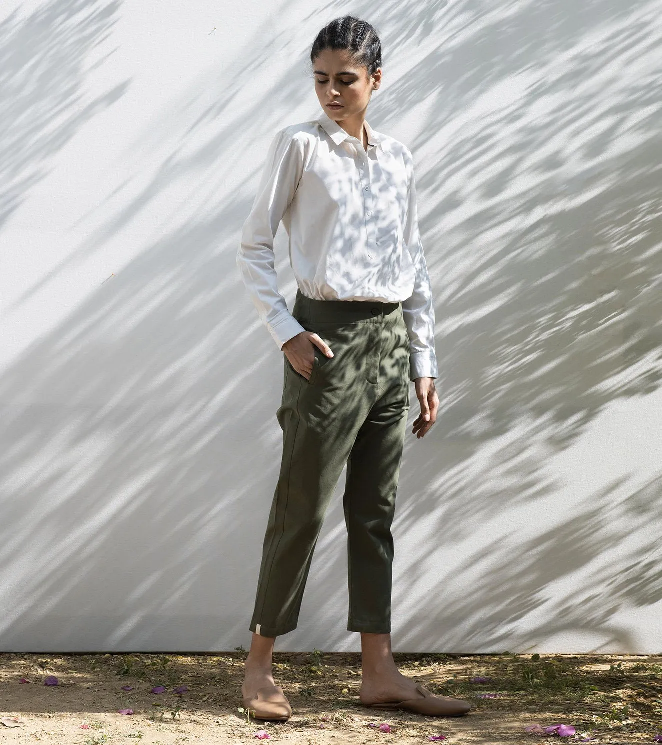 Khara Kapas   I    Sycamore Cropped Trousers