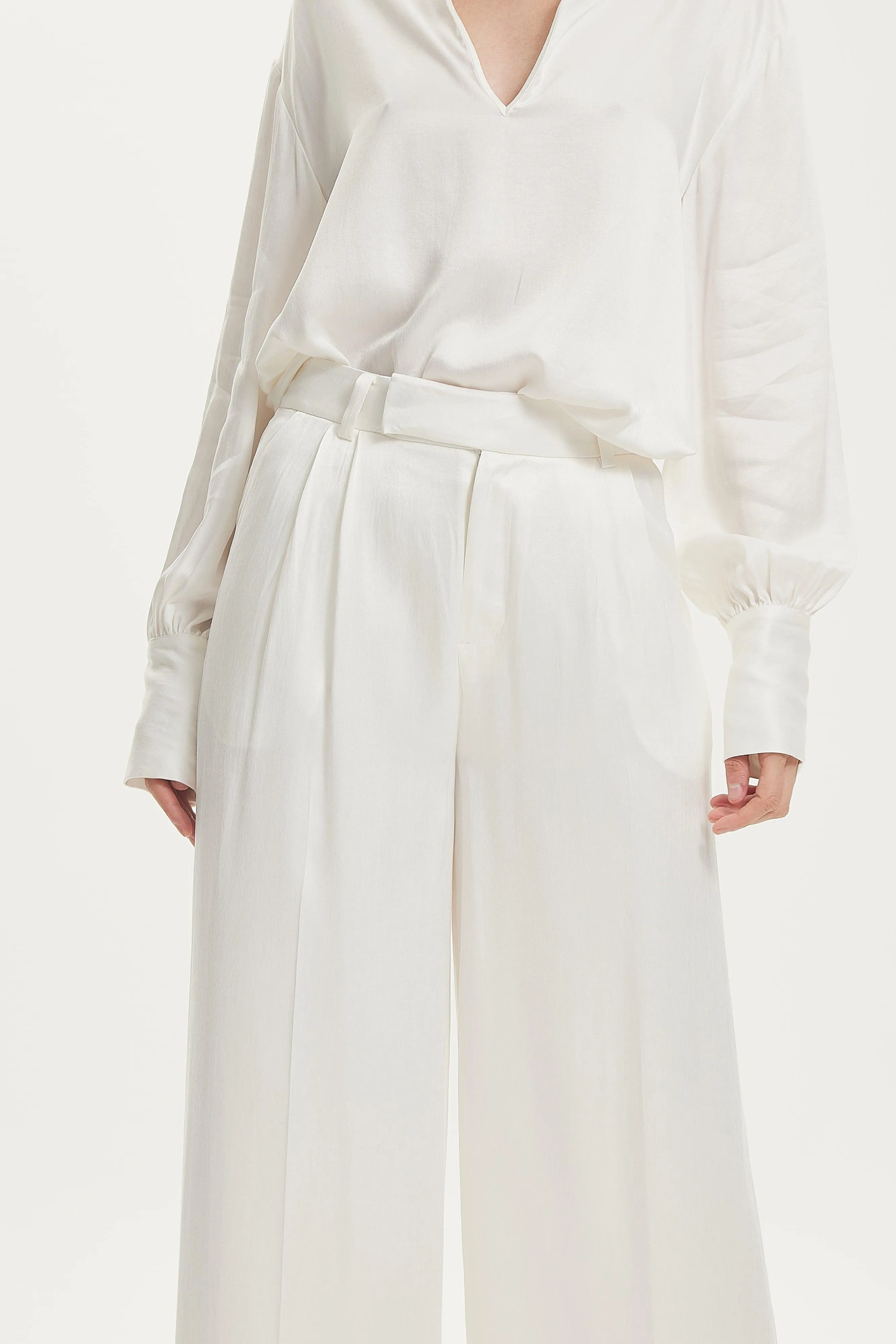 MAGNETIC TAILORED TROUSERS | OFF WHITE