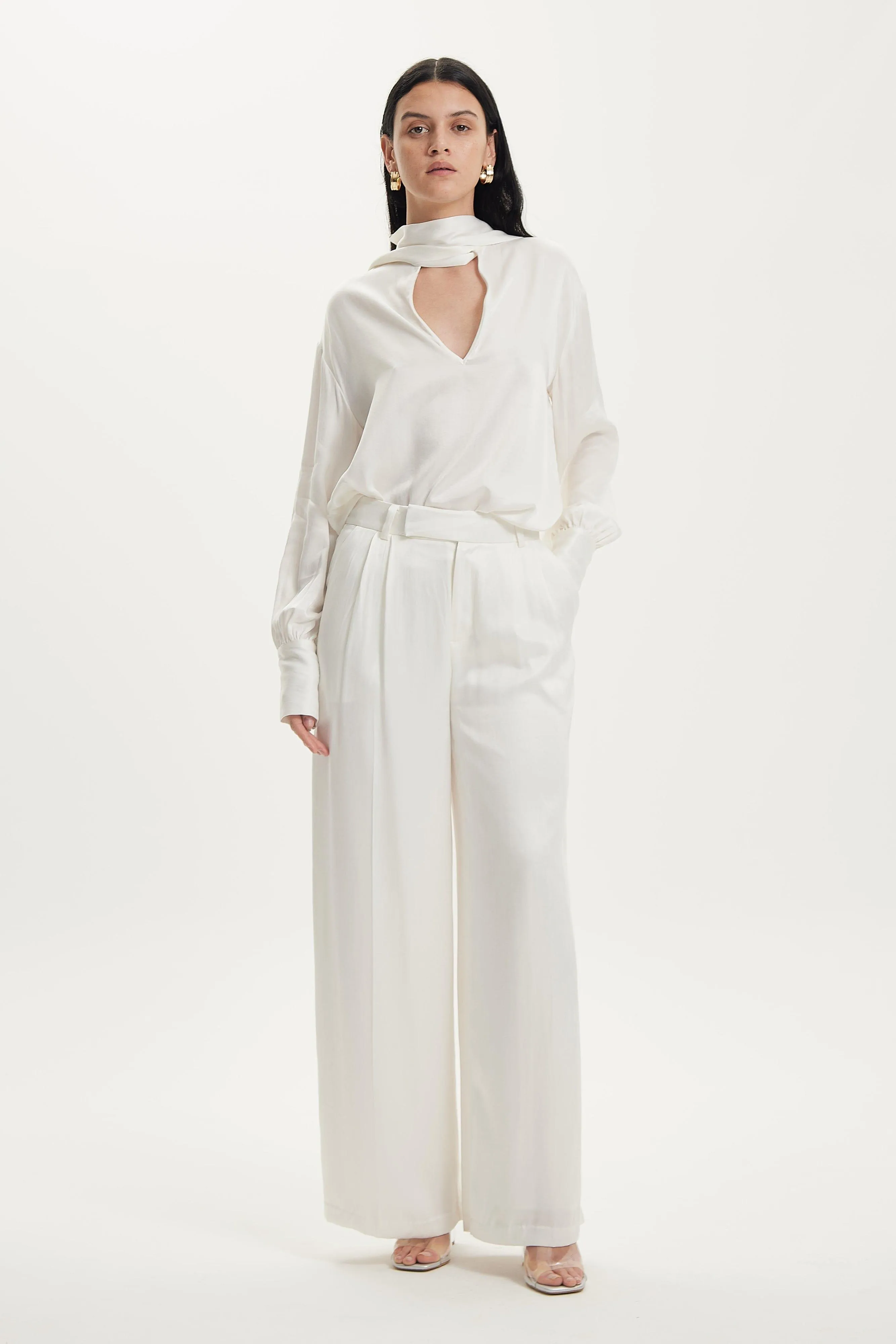 MAGNETIC TAILORED TROUSERS | OFF WHITE
