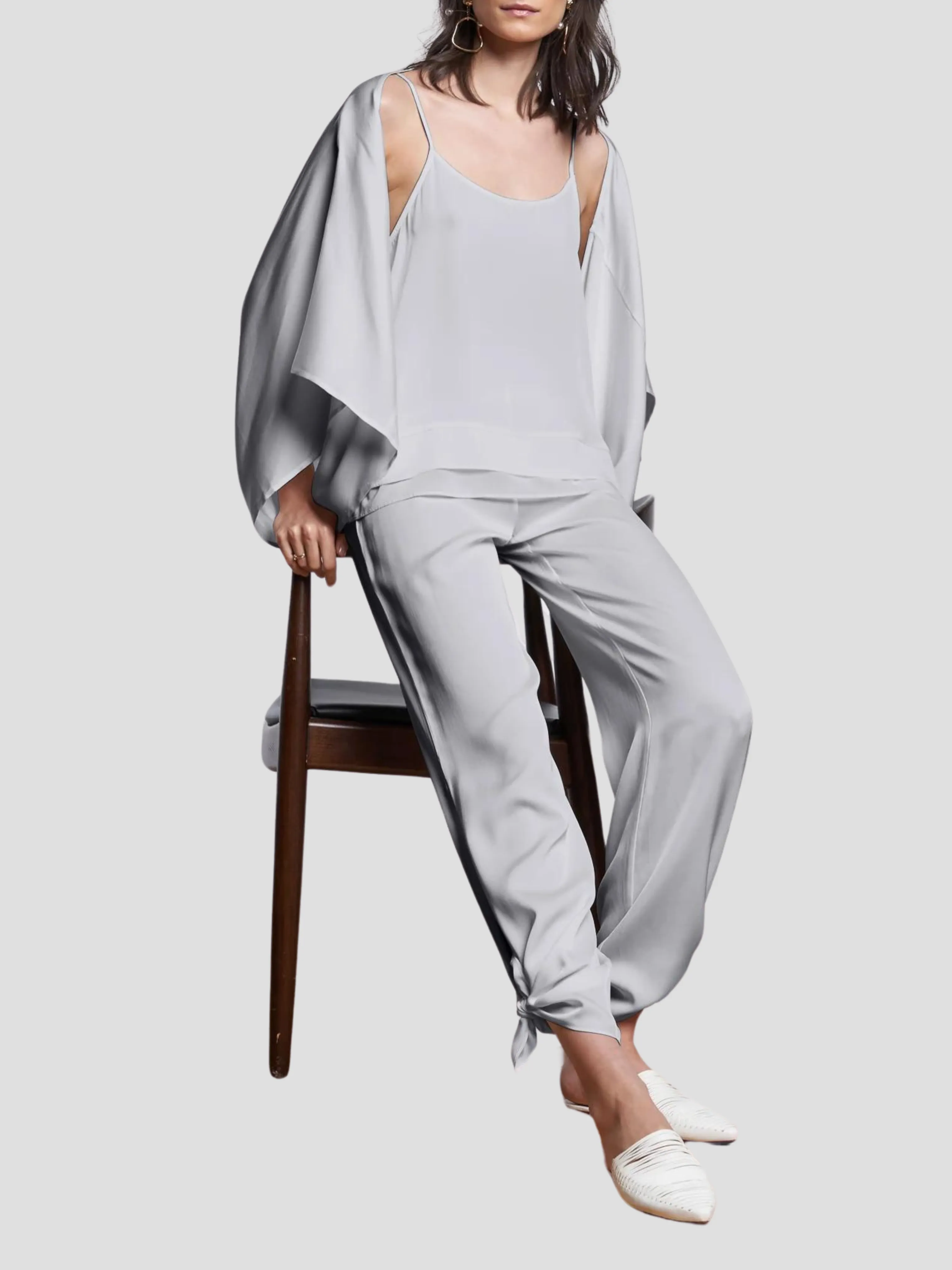 Roma Cape in Silver Lining