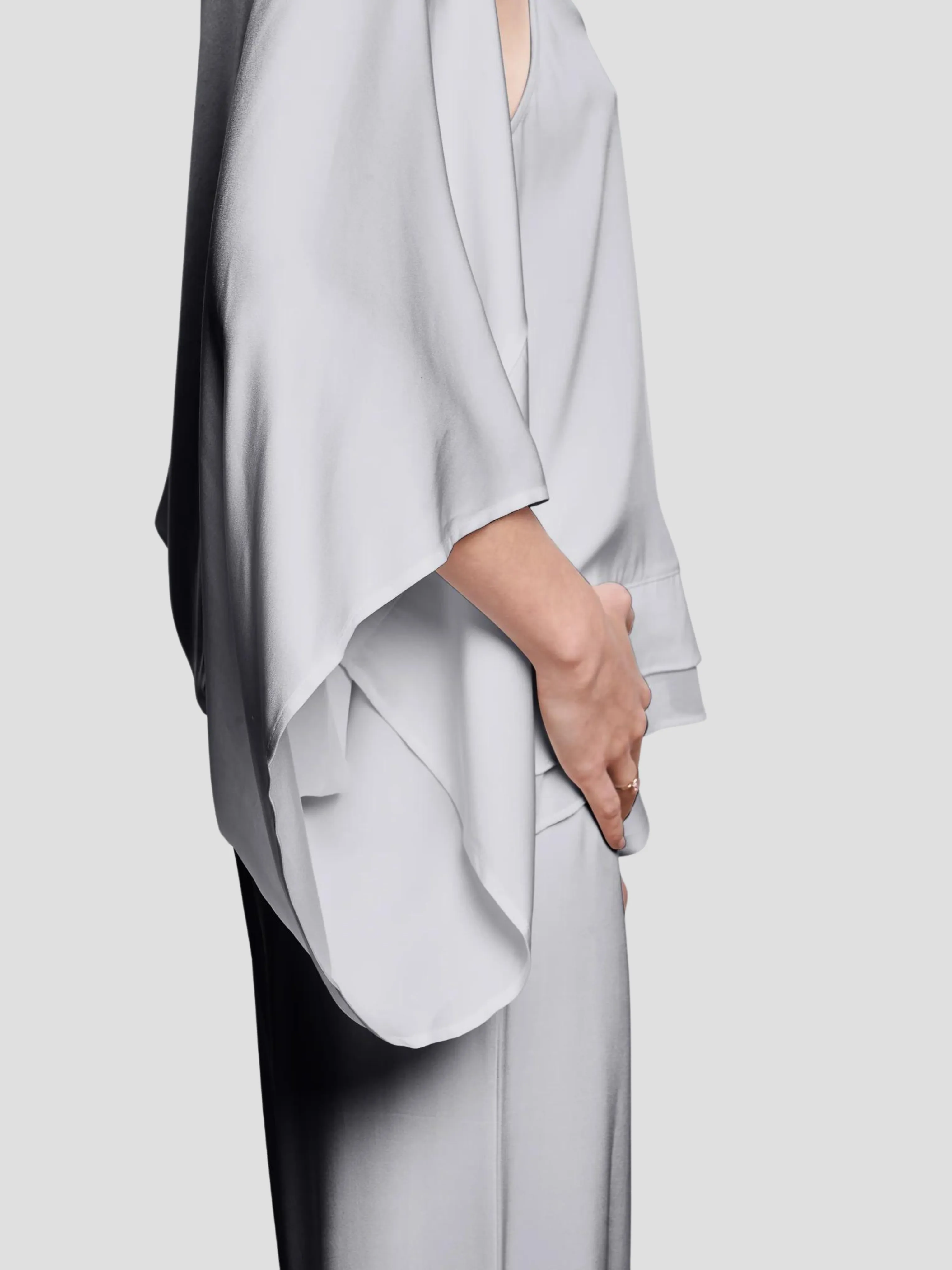 Roma Cape in Silver Lining