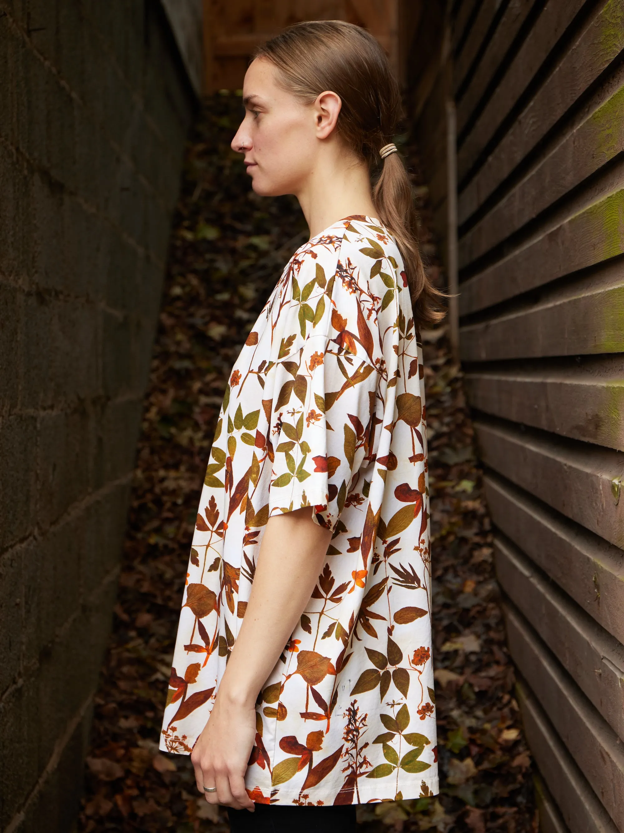 tnumarya botanical light t shirt