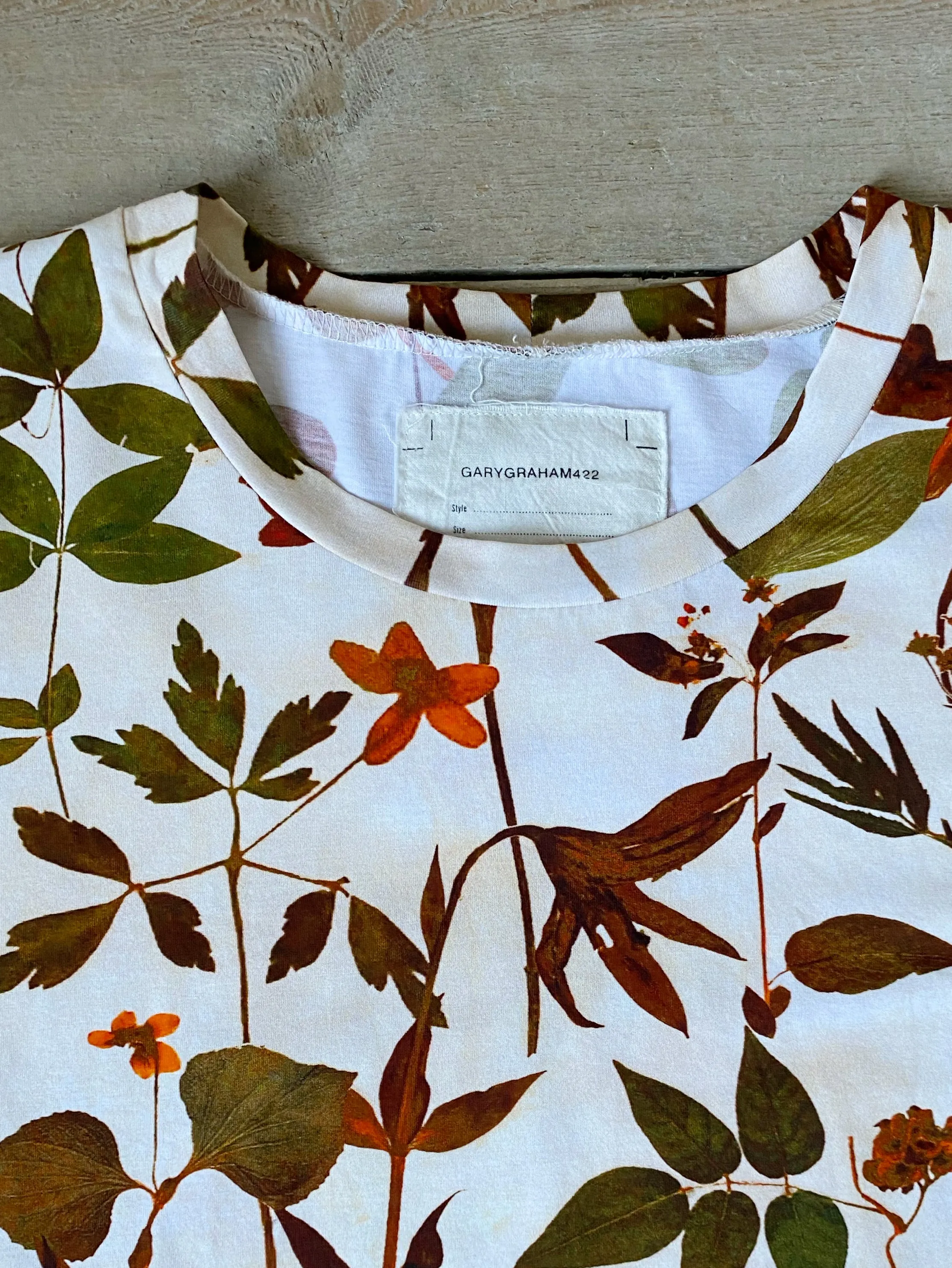 tnumarya botanical light t shirt