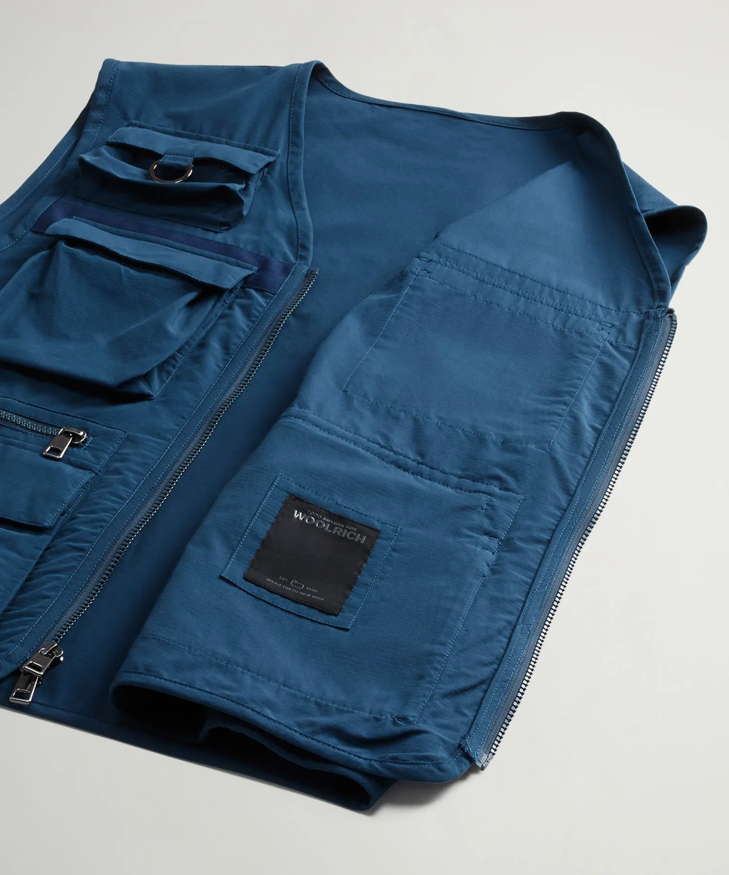 Todd Snyder x Woolrich Fishing Vest in Blue