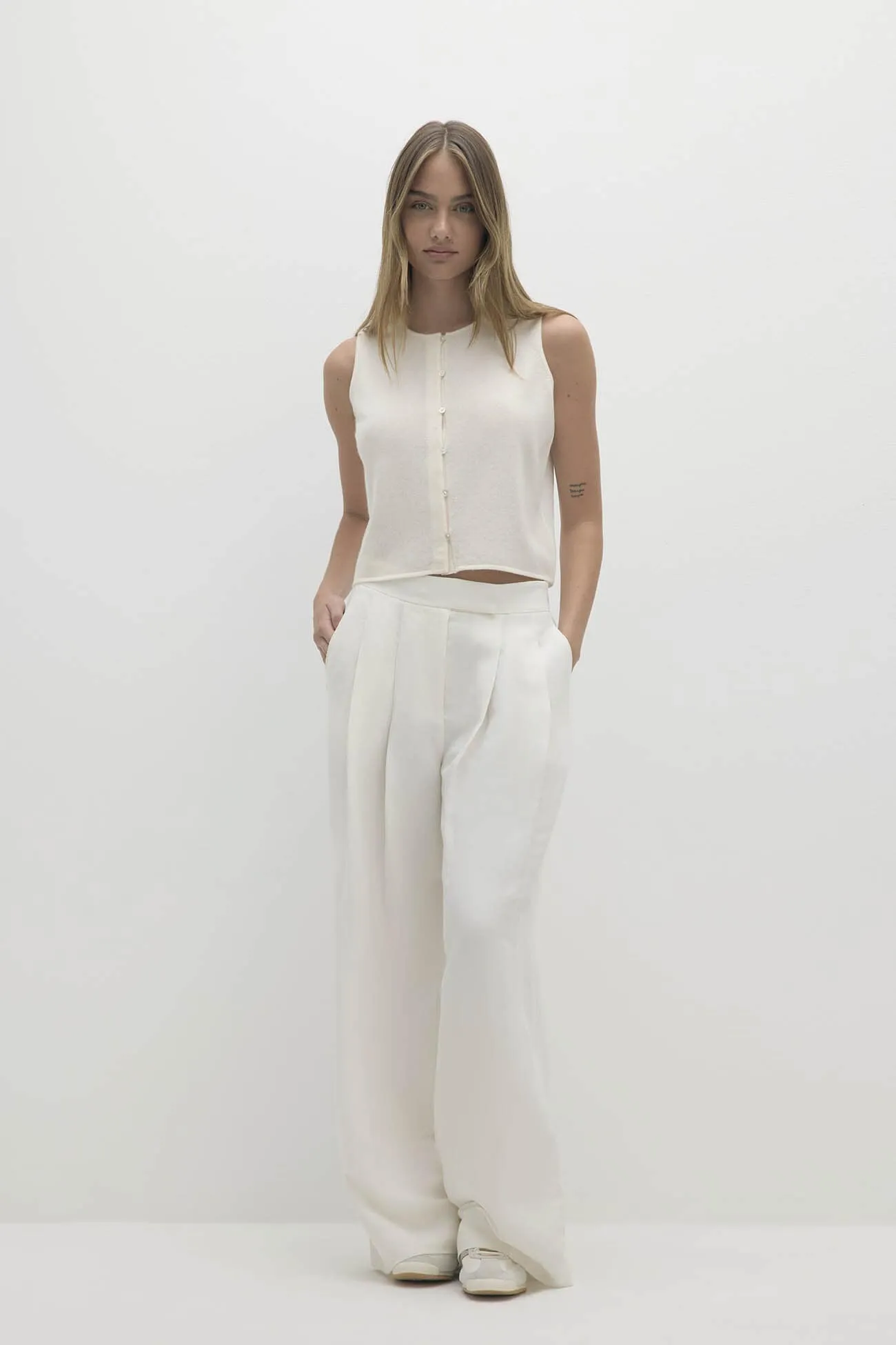 VERONICA CASHMERE BLEND BUTTON-UP VEST