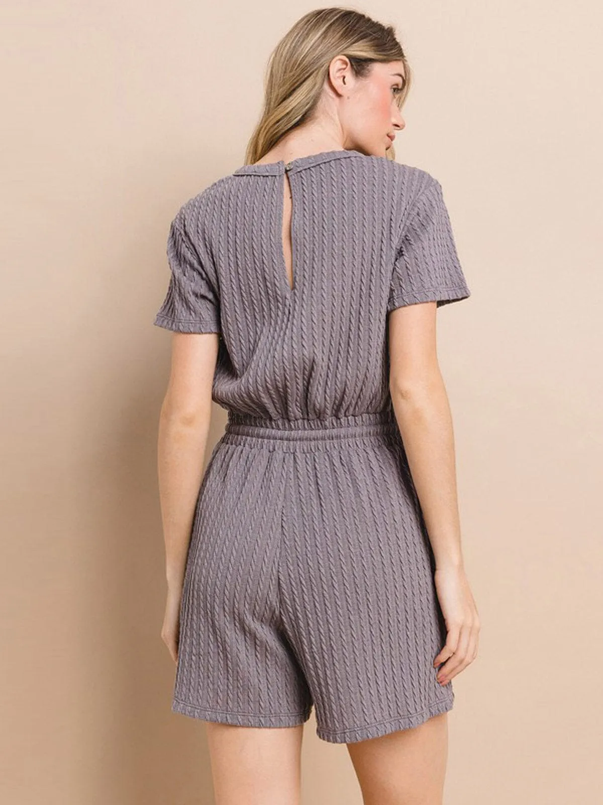 WOMEN'S SHORT SLEEVE SELF TIE FRONT POCKETS DETAILED ROMPER